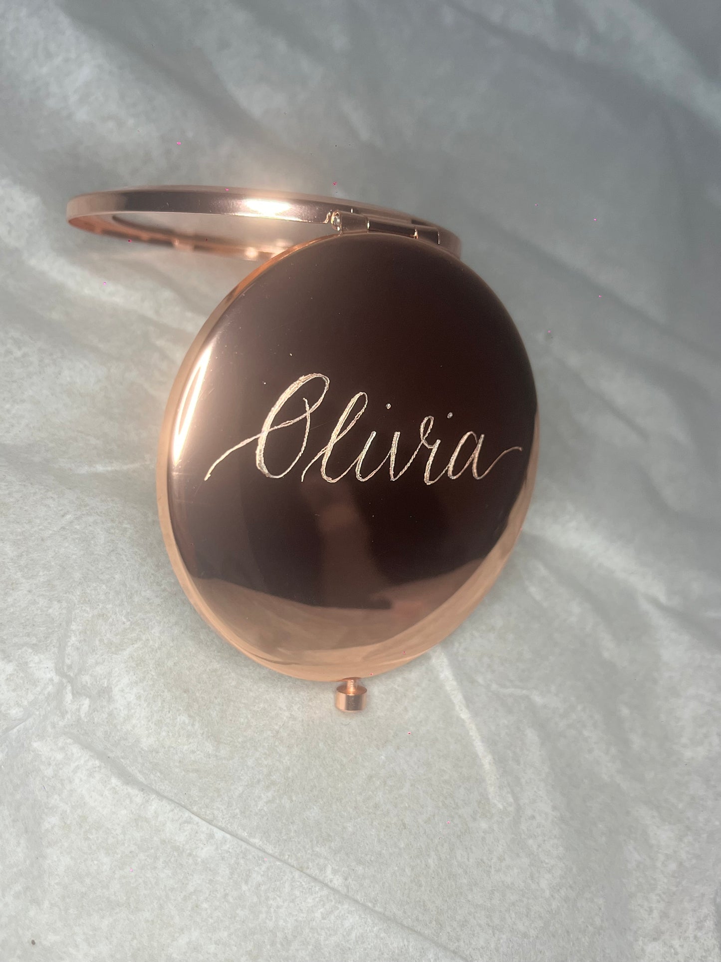 Personalised compact mirror